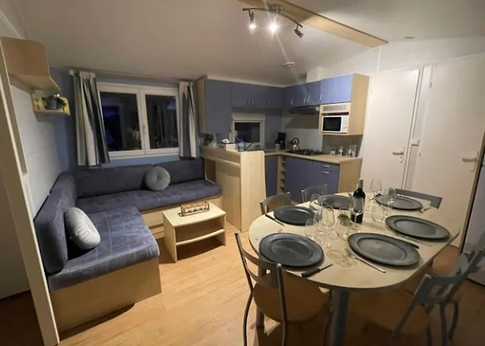 Mobil Spacieux - 7 Pers. - Api-1-52-2159