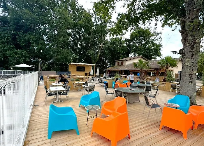 Mobil Spacieux - 7 Pers. - Api-1-52-2159 *