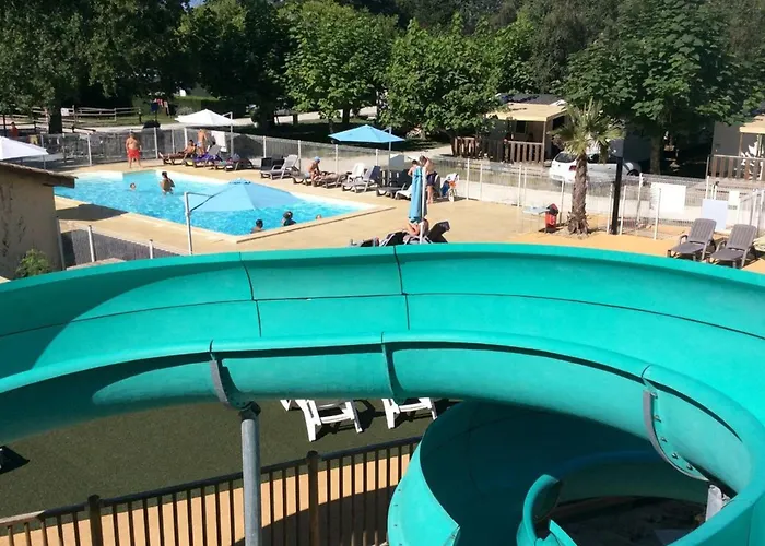 Mobil Spacieux - 7 Pers. - Api-1-52-2159 Grayan-et-l'Hopital