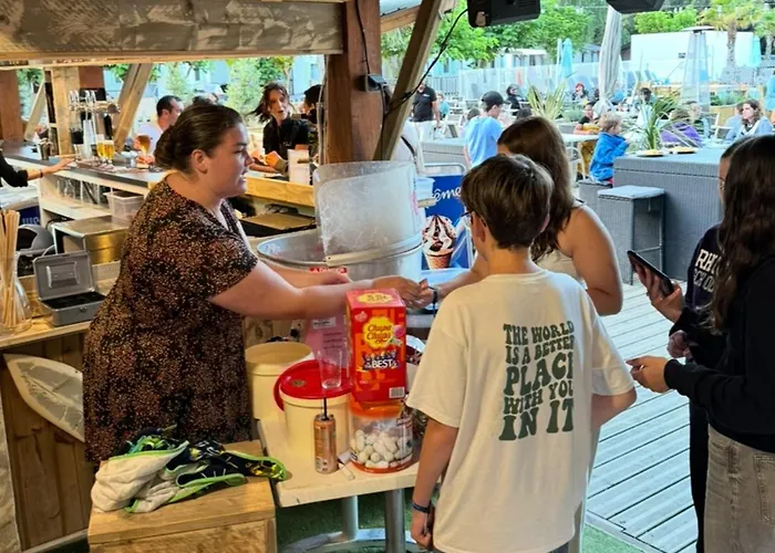 Mobil Spacieux - 7 Pers. - Api-1-52-2159 Campsite